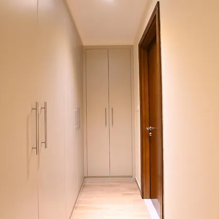 Brown Stone - Canal View Five Star Residence Dubai Exterior photo