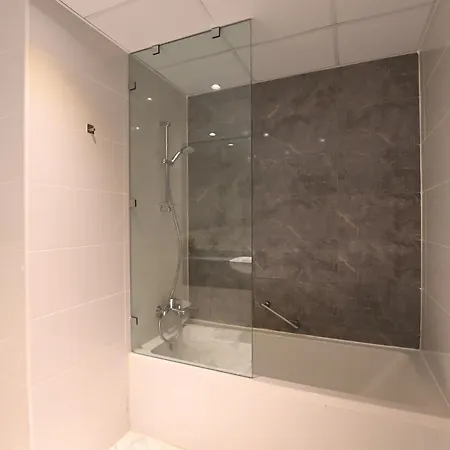 Brown Stone - Canal View Five Star Residence Dubai Exterior photo