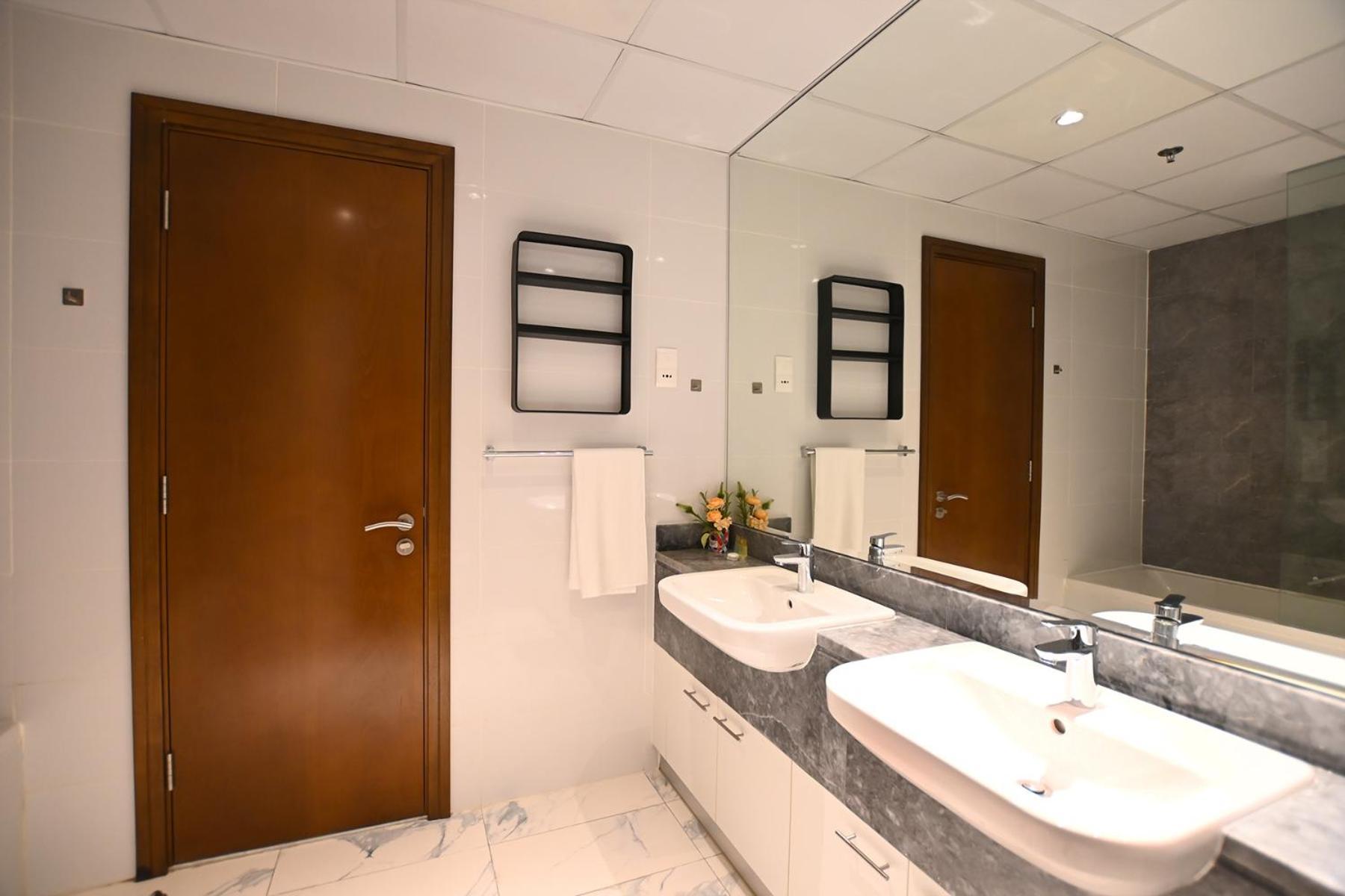Apartment Brown Stone - Canal View Five Star *